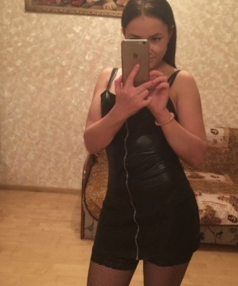 Страстная, ухоженная и соблазнительная, я приглашаю тебя провести незабываемое время, отвлечься от рутины и насладиться полным расслаблением.
🔥 Я предлагаю широкий спектр услуг - от умелых массажей до горячих игр ролевых. Каждое мгновение со мной будет наполнено страстью и наслаждением.
🌟Мои клиенты всегда оставляют самые положительные отзывы, отмечая мою нежность, индивидуальный подход и профессионализм. Фото настоящие, я точно та, кого ты видишь на них.
💖 Живу в Москве, поэтому можем встретиться в любом удобном для тебя месте. Для того чтобы наше свидание стало реальностью, достаточно одного звонка. Буду ждать тебя с нетерпением! 💋 Елизавета